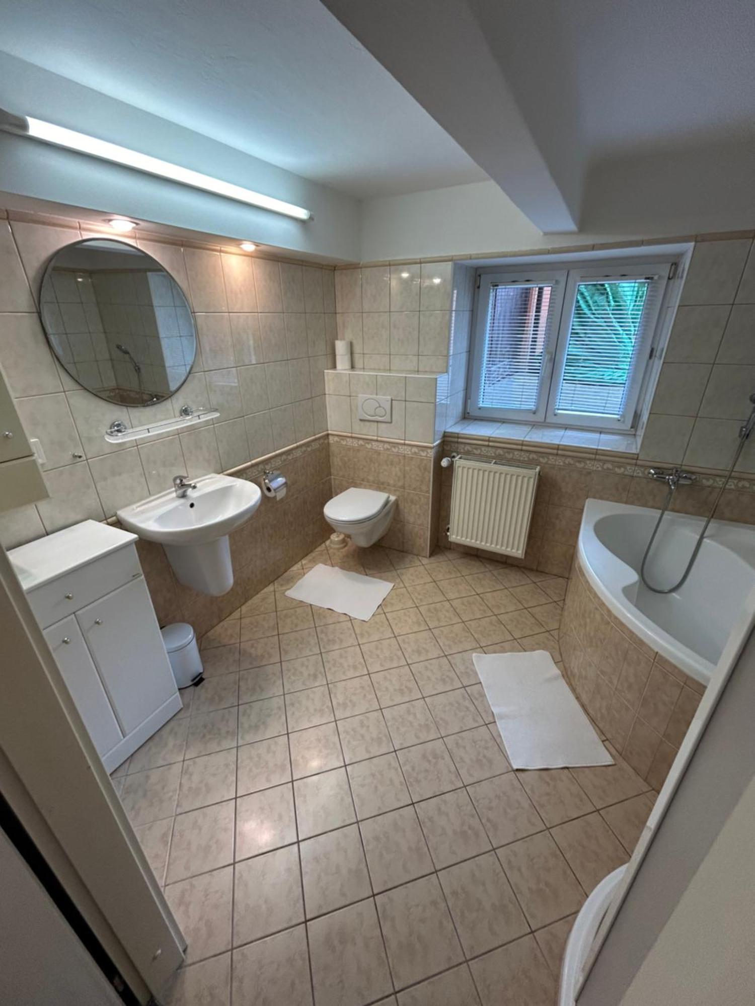Apartmany U Kubiku Hradec Králové Pokoj fotografie